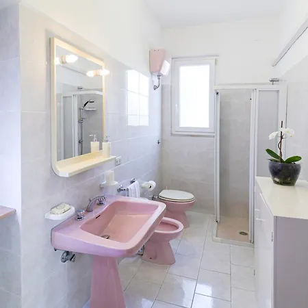 Rosa Di - 3*